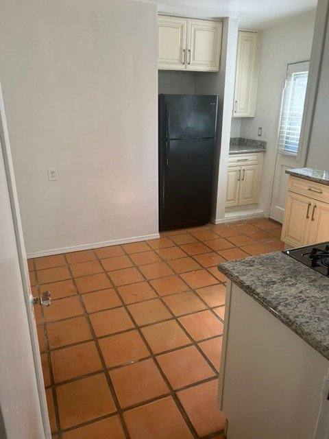 620 Alexander St #B, Glendale, CA 91203 - Apartment for Rent - Image 7