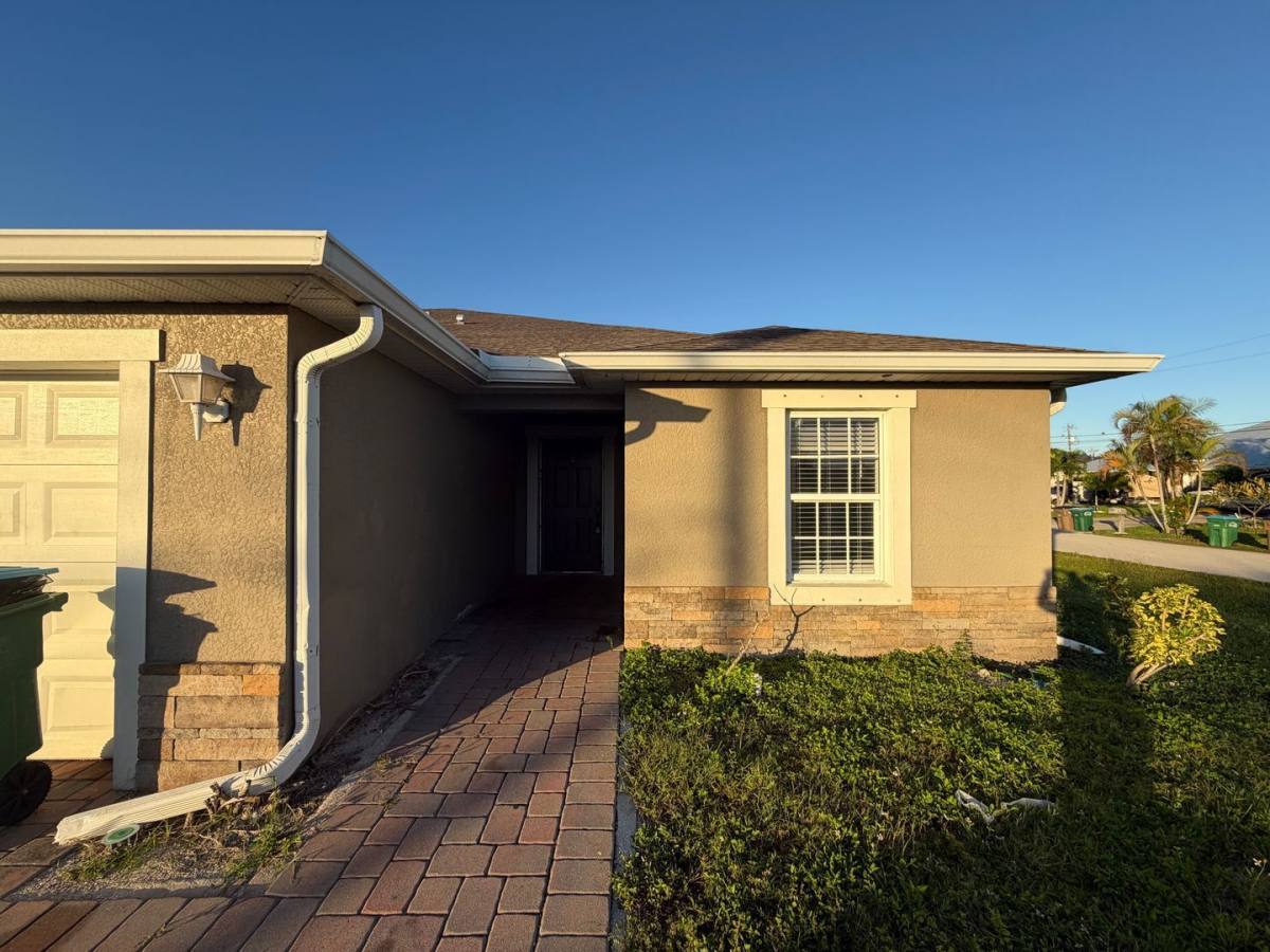Apartment for rent at 402 SW 3rd Court, Cape Coral, FL 33991