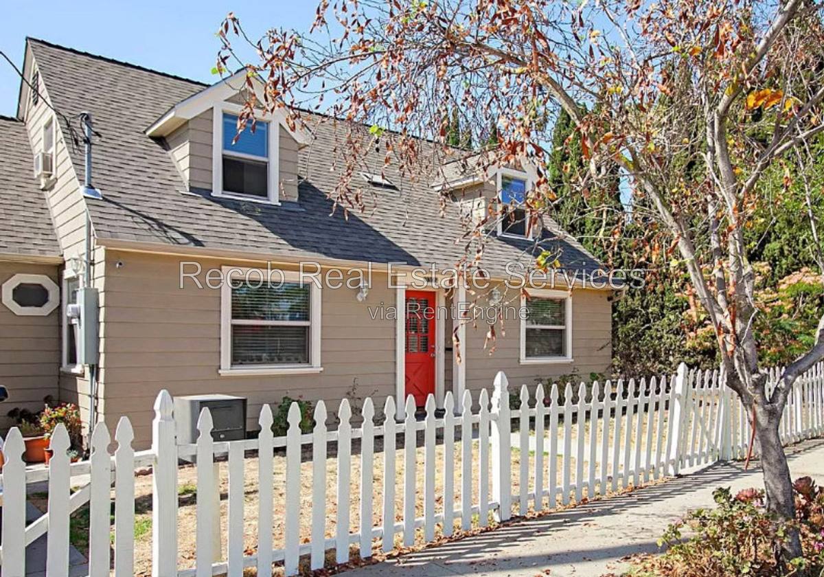 8305 Finley Ave, La Mesa, CA 91941 - Apartment for Rent - Image 6
