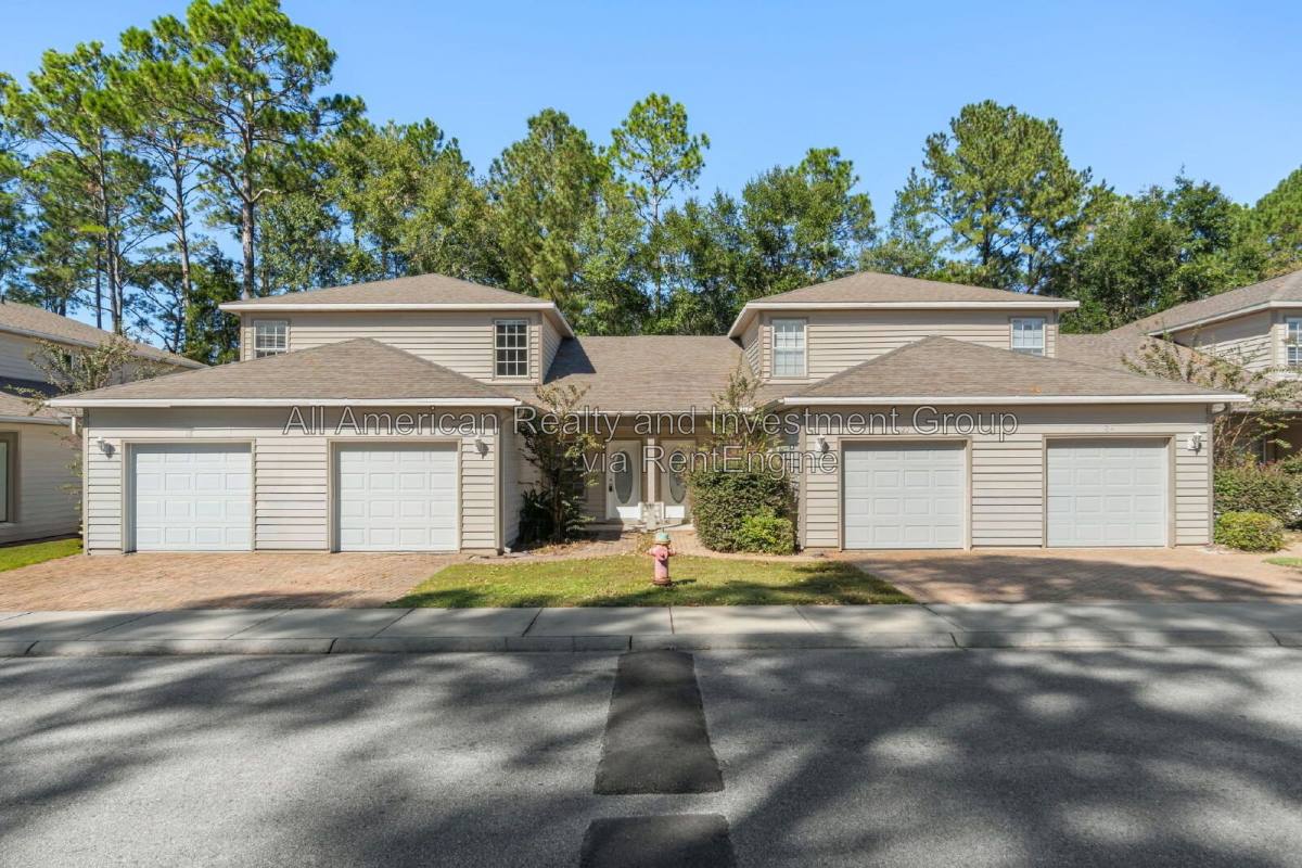 Townhouse for rent at 20 Trevor Dr, Valparaiso, FL 32580