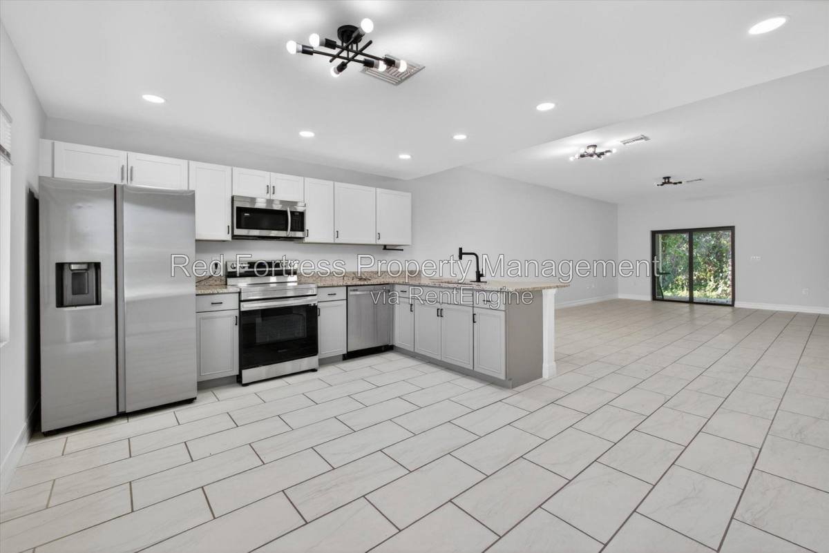 Apartment for rent at 7066 Babcock Rd, Fort Myers, FL 33967