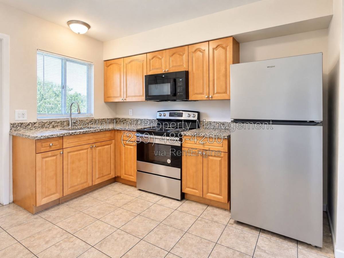 140 Harry Ave S, Lehigh Acres, FL 33973 - Apartment for Rent - Image 11
