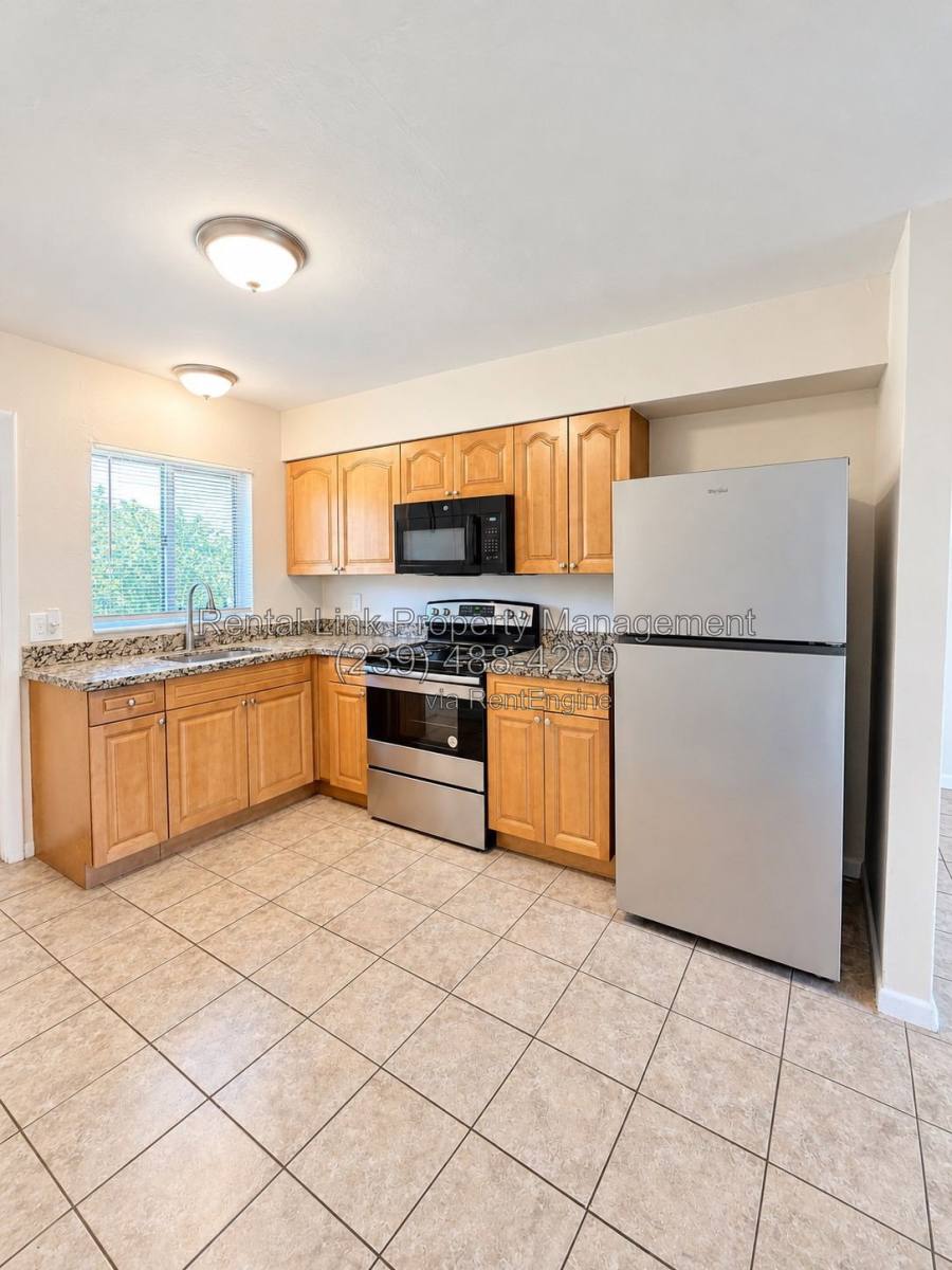 140 Harry Ave S, Lehigh Acres, FL 33973 - Apartment for Rent - Image 10