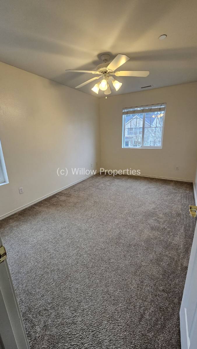 1237 Griggs St, Dupont, WA 98327 - House for Rent - Image 8