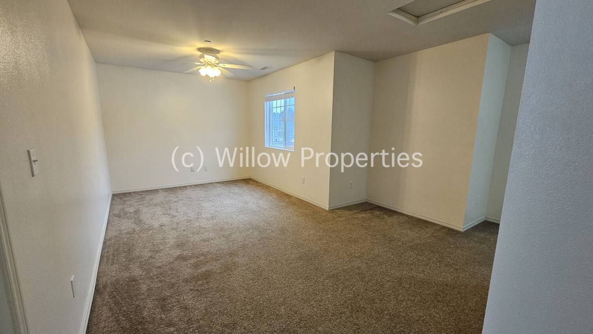 1237 Griggs St, Dupont, WA 98327 - House for Rent - Image 5