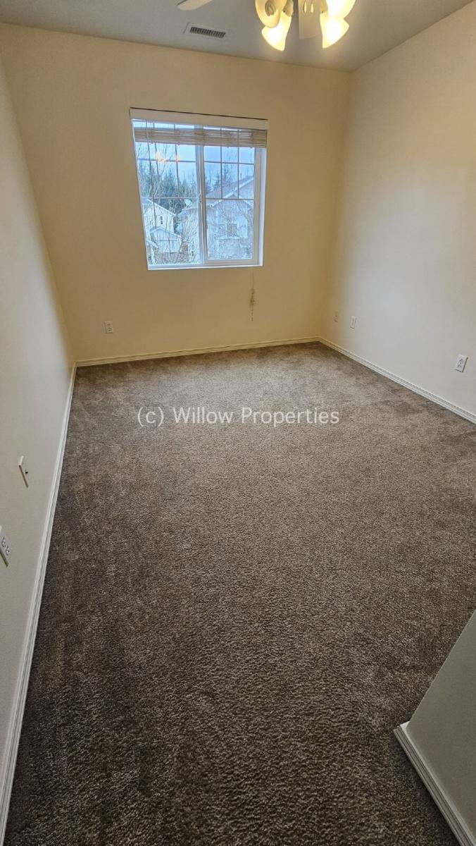 1237 Griggs St, Dupont, WA 98327 - House for Rent - Image 9