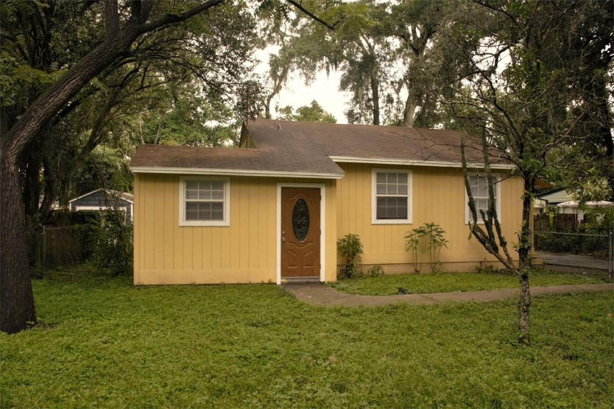 House for rent at 3011 Lake Shore Blvd, Jacksonville, FL 32210