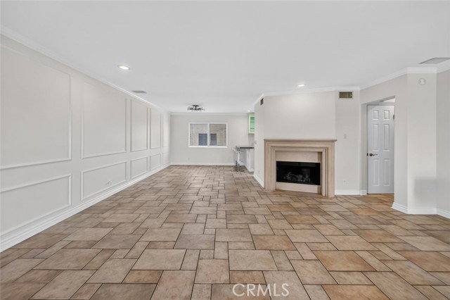 Townhouse for rent at 7937 Via Latina, Burbank, CA 91504