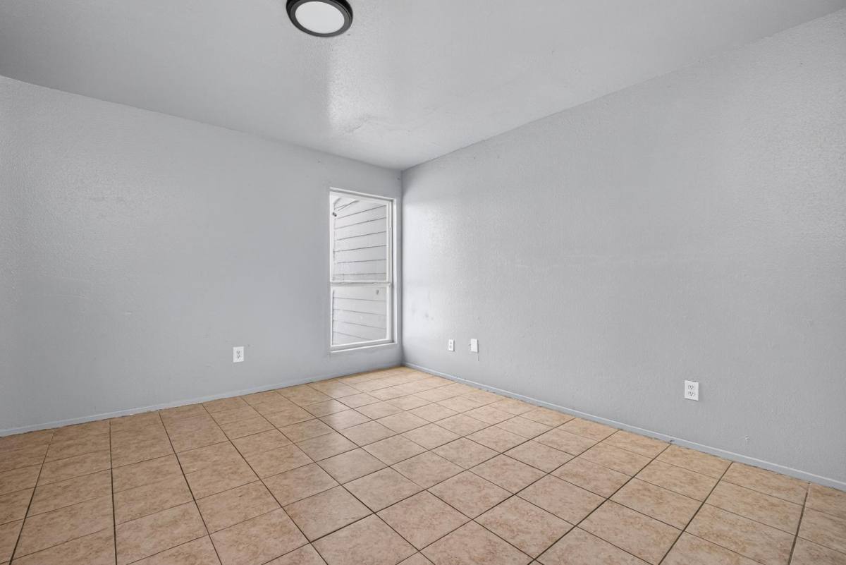 8034 Antoine Dr #201 photo 3