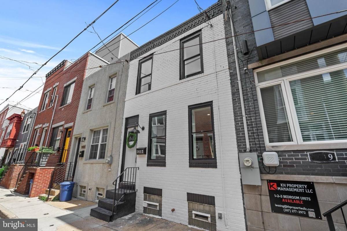 Townhouse for rent at 1417 S Bouvier St, Philadelphia, PA 19146