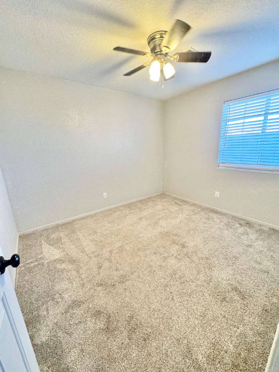 6386 E 45th Place, Yuma, AZ 85365 - House for Rent - Image 13