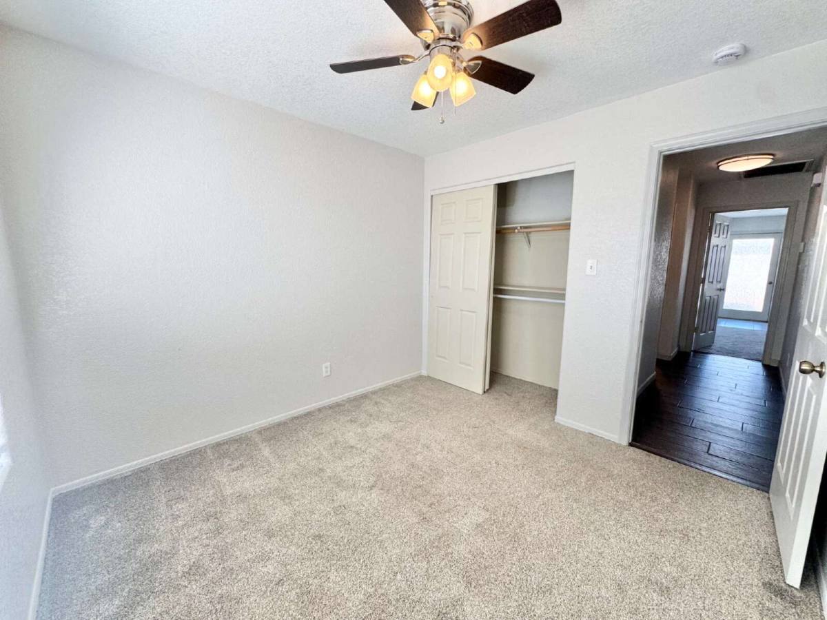 6386 E 45th Place, Yuma, AZ 85365 - House for Rent - Image 12