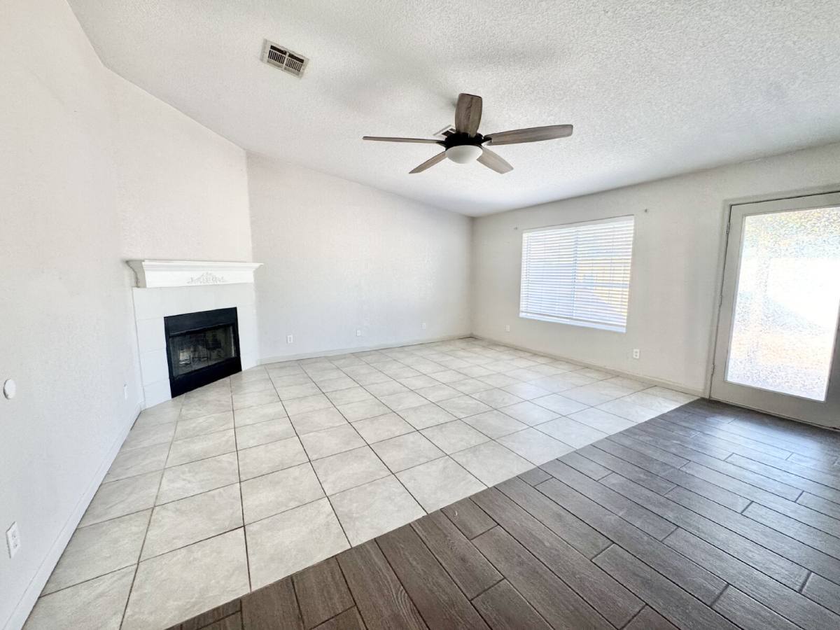 6386 E 45th Place, Yuma, AZ 85365 - House for Rent - Image 18