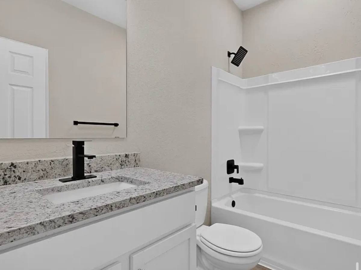 3300 Ridge Place, Seguin, TX 78155 - House for Rent - Image 11
