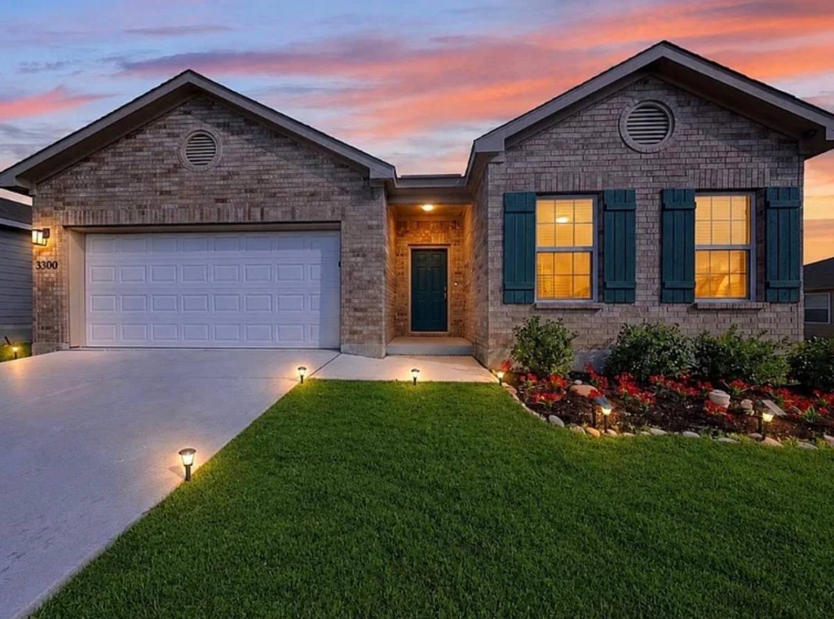 3300 Ridge Place, Seguin, TX 78155 - House for Rent
