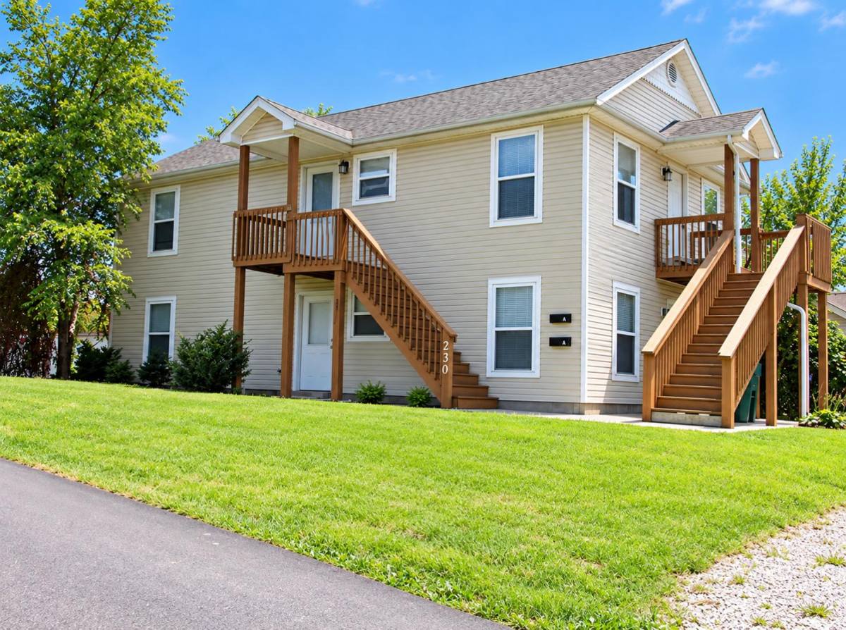 230 N Miles St #1, Elizabethtown, KY 42701 - Apartment for Rent - Image 1
