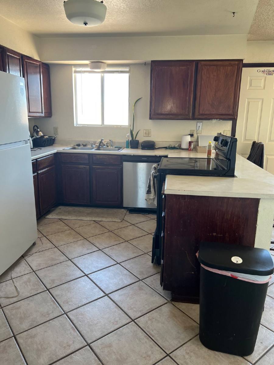436 E 700 S, Room D, St. George, UT 84770 - Townhouse for Rent - Image 8