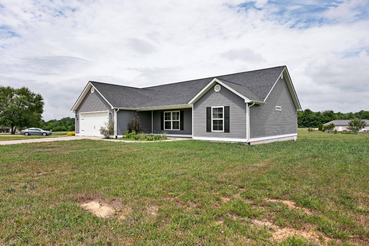 196 Clearfield Dr, Elizabethtown, KY 42701 - House for Rent - Image 3