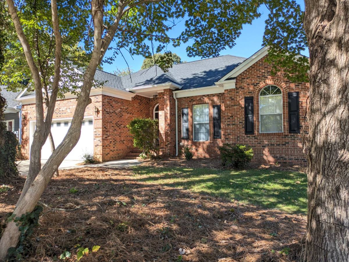 House for rent at 150 Ashford Hollow Lane, Mooresville, NC 28117