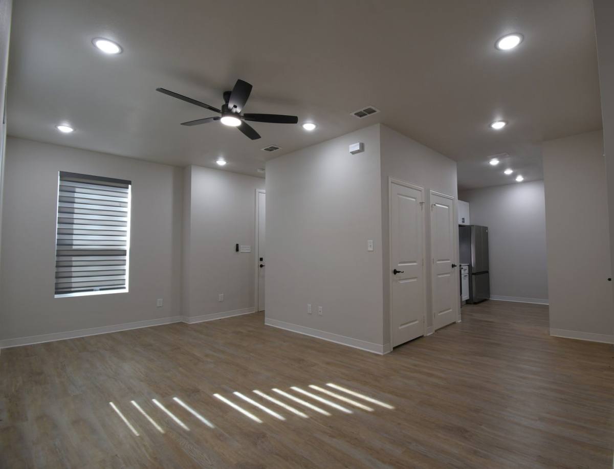1208 E Earle St, Tyler, TX 75702 - House for Rent - Image 7