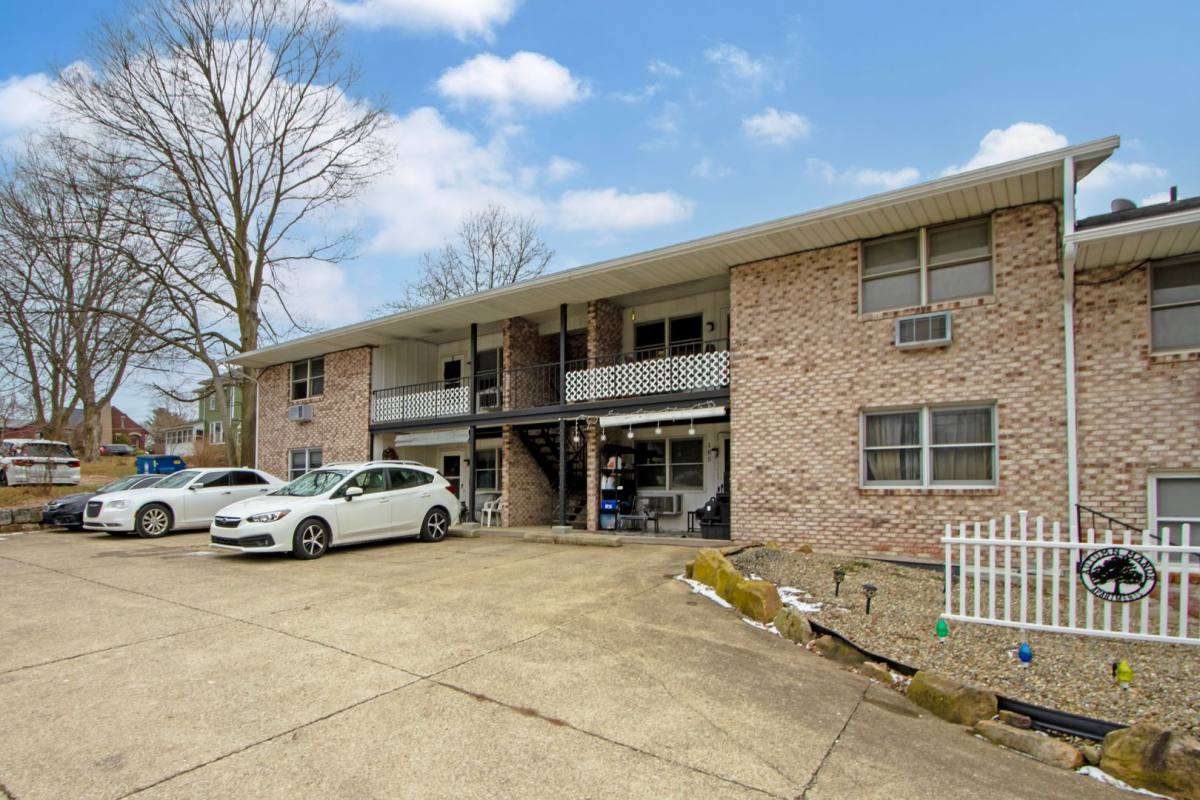 House for rent at 179 Black Dr, Doylestown, OH 44230