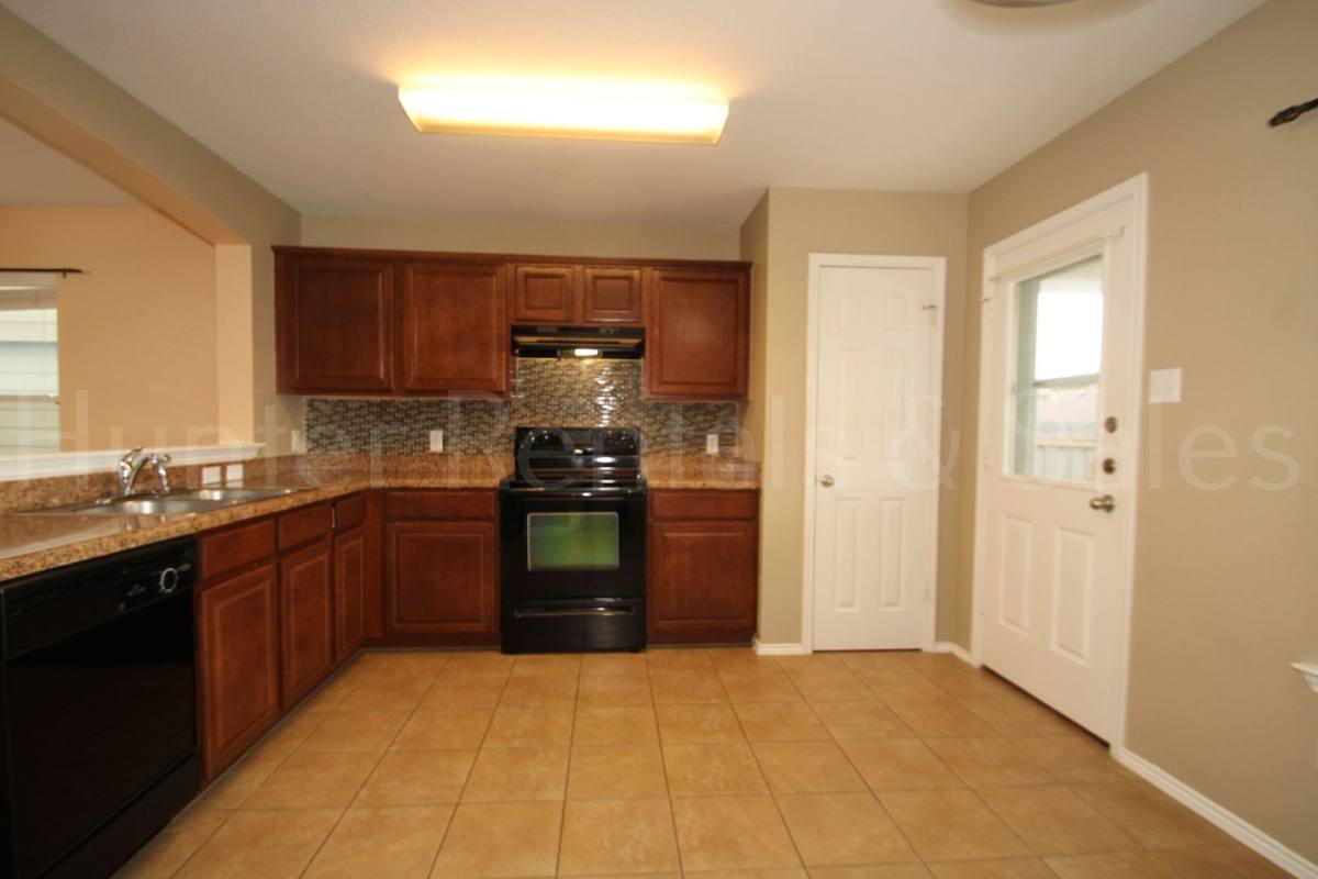 9007 Devonshire Court, Killeen, TX 76542 - House for Rent - Image 6