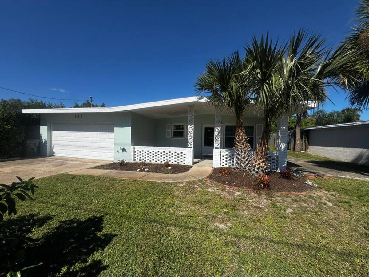 House for rent at 123 Bridgeport Rd, Daytona Beach, FL 32118