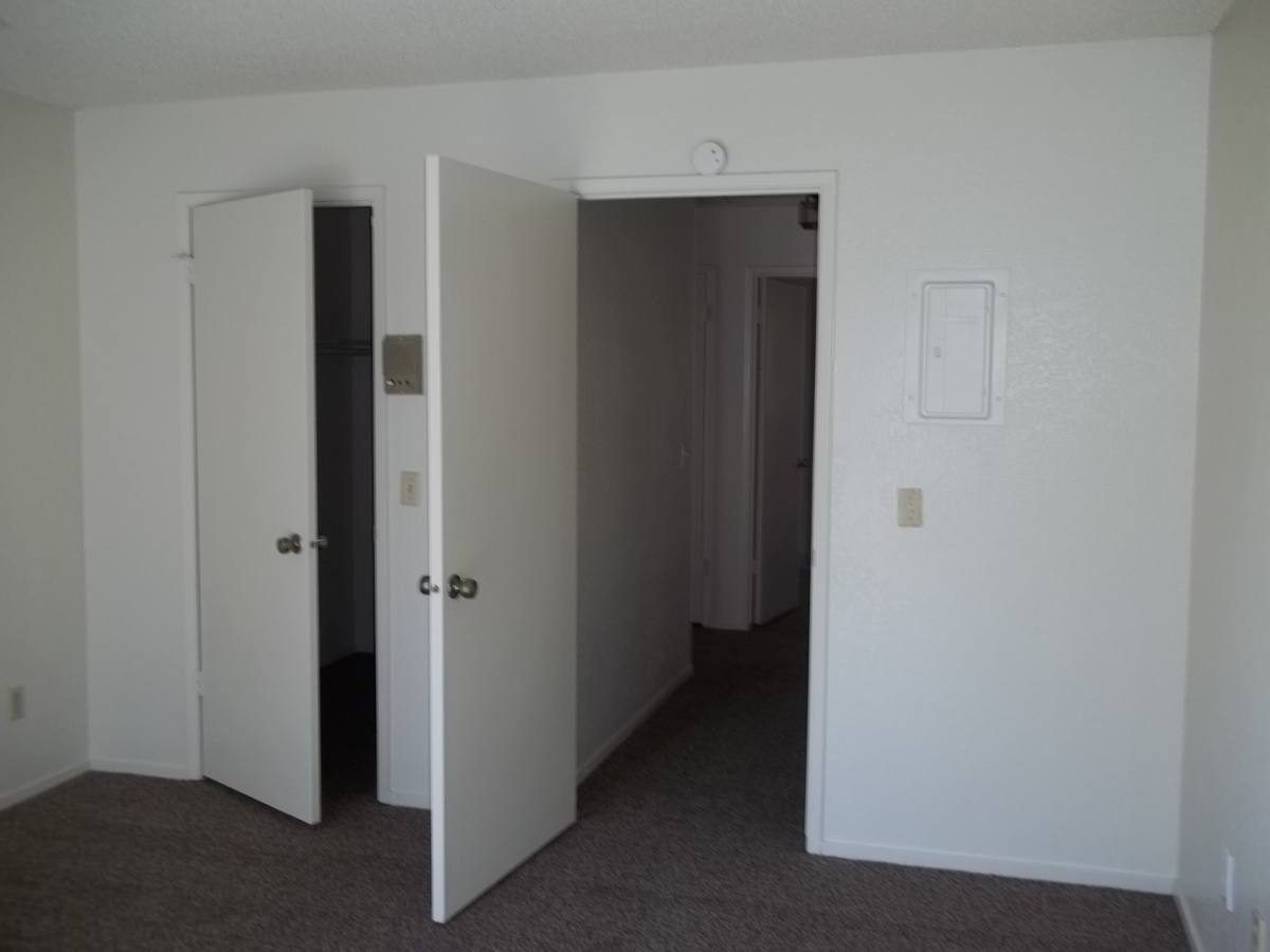 Lyell 4-Plex, 5208 E Lyell, Fresno, CA 93727 - Apartment for Rent - Image 10
