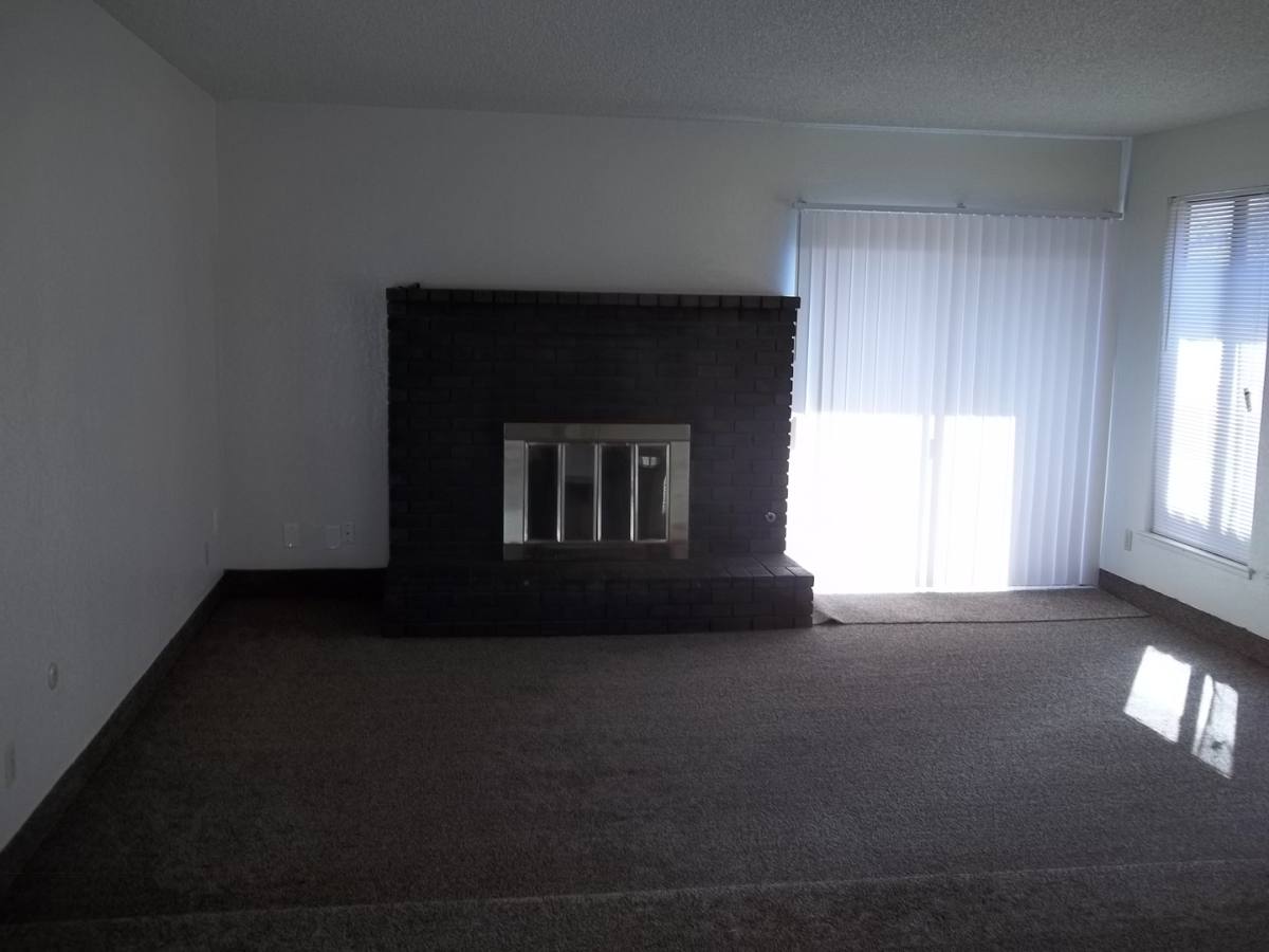 Lyell 4-Plex, 5208 E Lyell, Fresno, CA 93727 - Apartment for Rent - Image 7