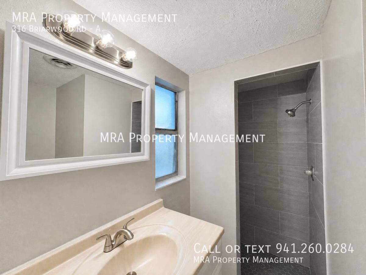 316 Briarwood Rd #A, Venice, FL 34293 - Apartment for Rent - Image 6
