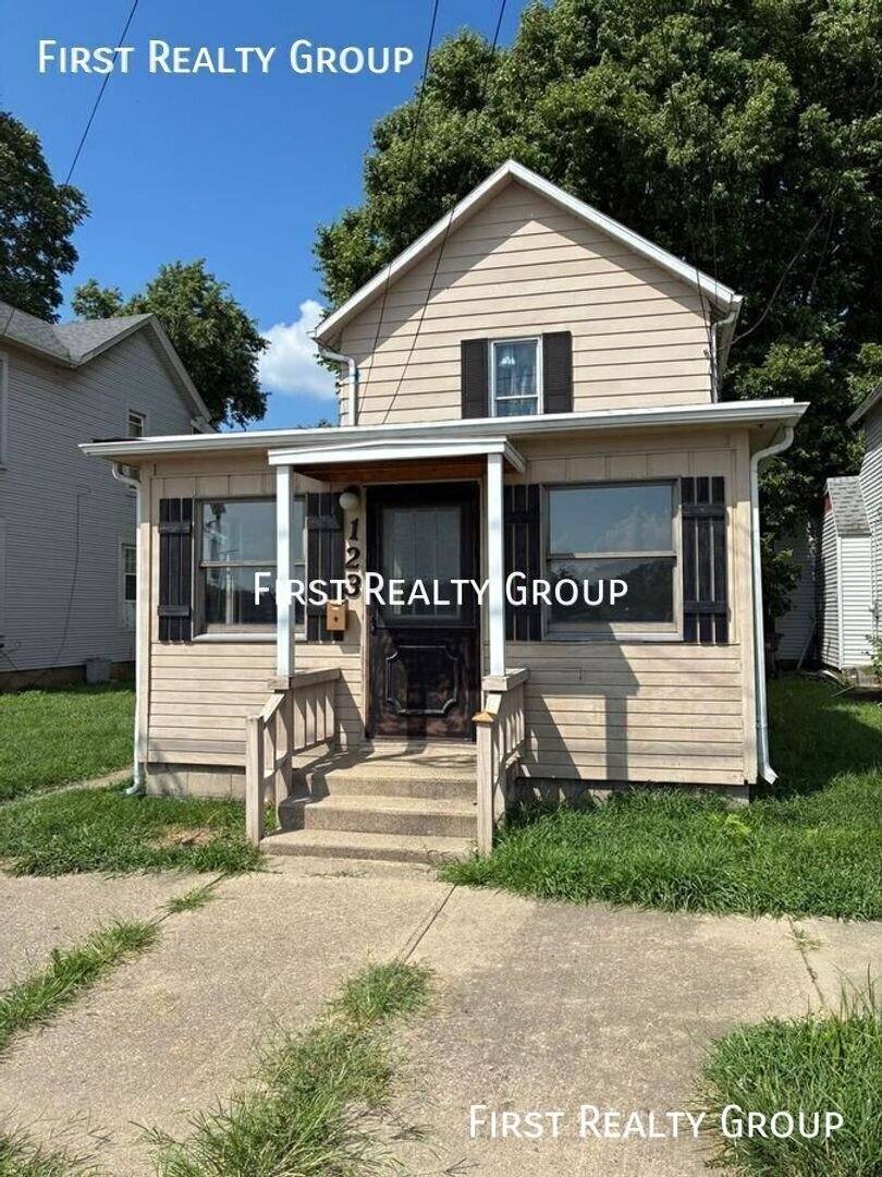 Apartment for rent at 123 E Sixth St, Franklin, OH 45005