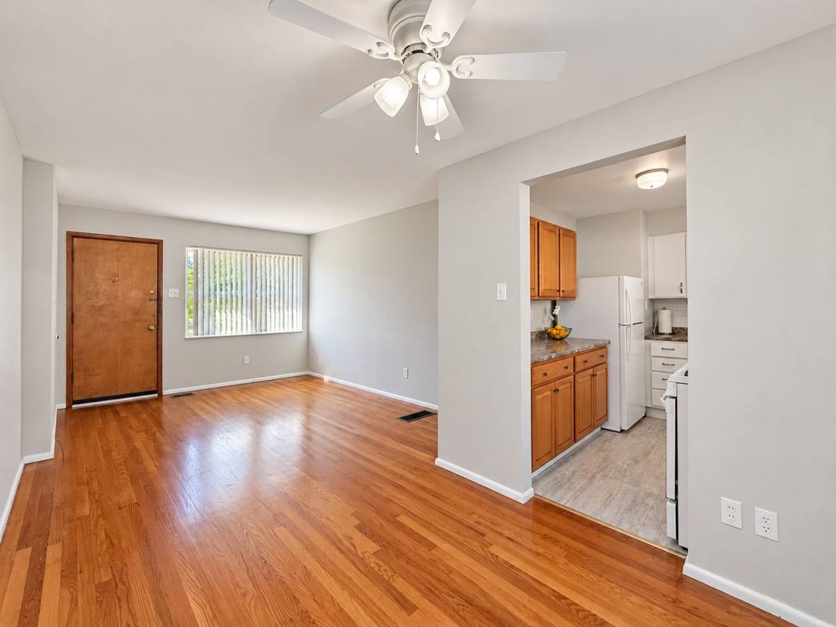 Apartment for rent at 7022 Jamieson Ave, St. Louis, MO 63109
