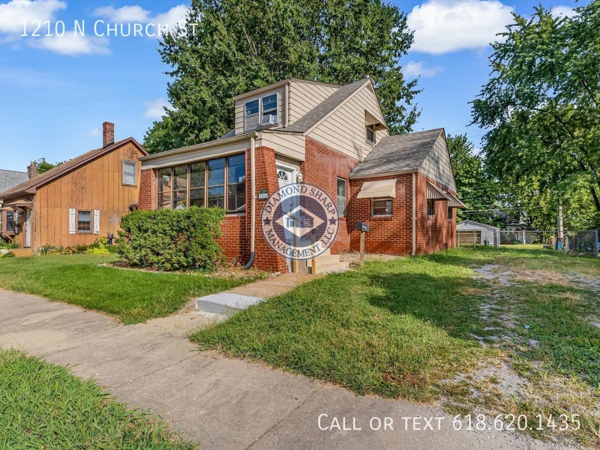 House for rent at 1210 N Church St, Belleville, IL 62221