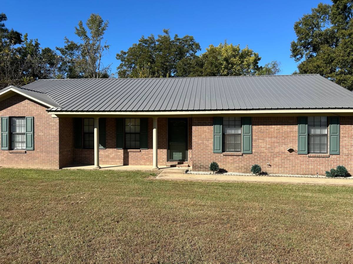 House for rent at 128 Una Dr, Sardis, MS 38666