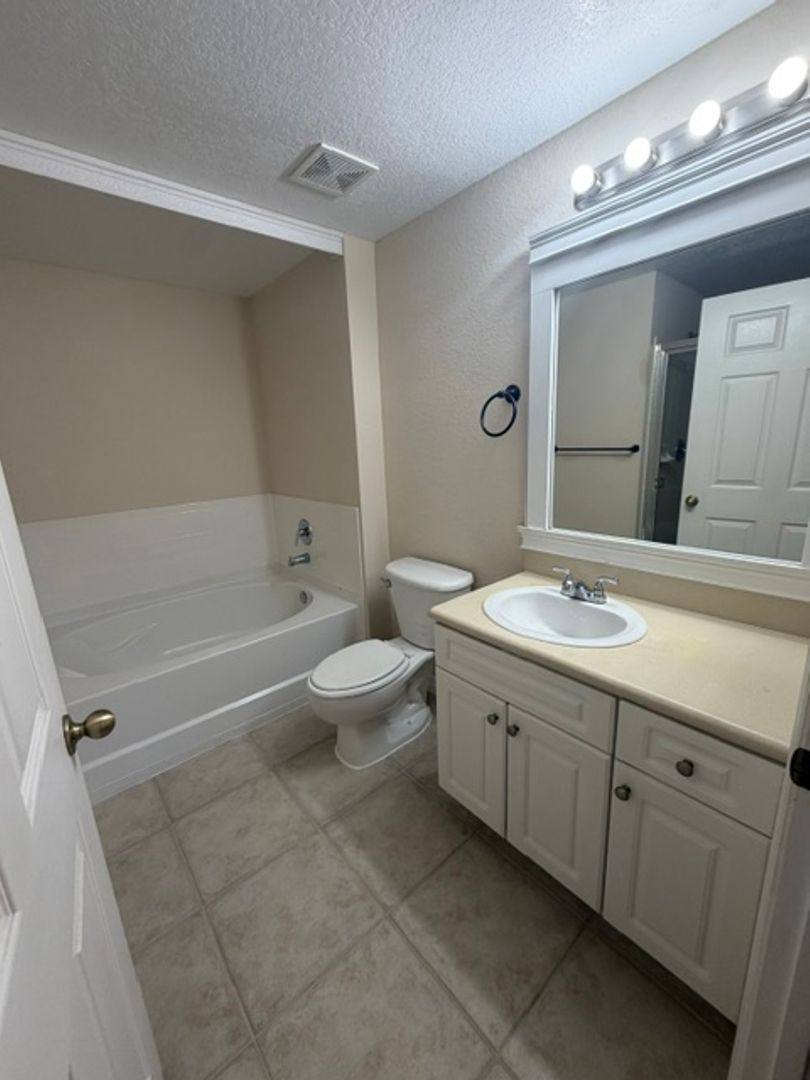 2440 57th Circle, Vero Beach, FL 32966 - Condo for Rent - Image 9