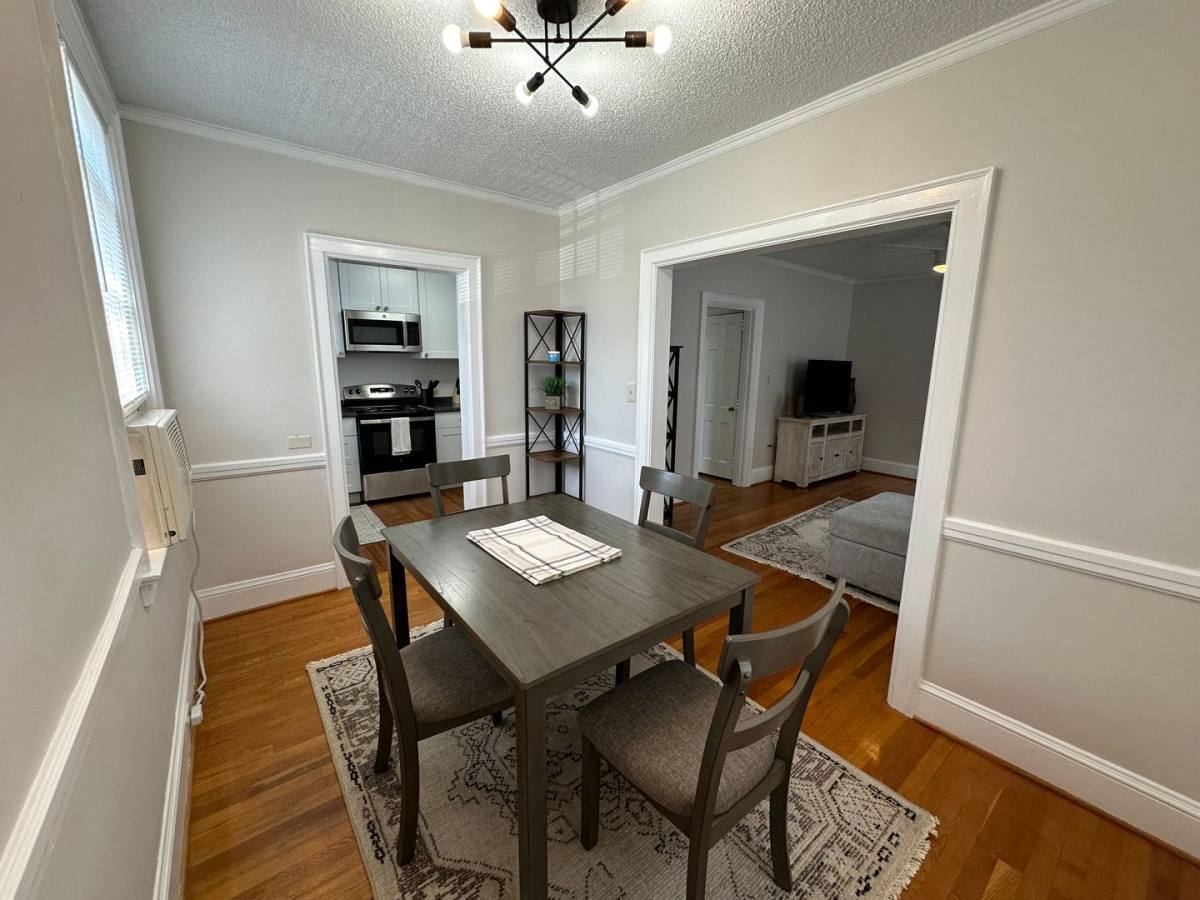 414 S Center St, Statesville, NC 28677 - Apartment for Rent - Image 9
