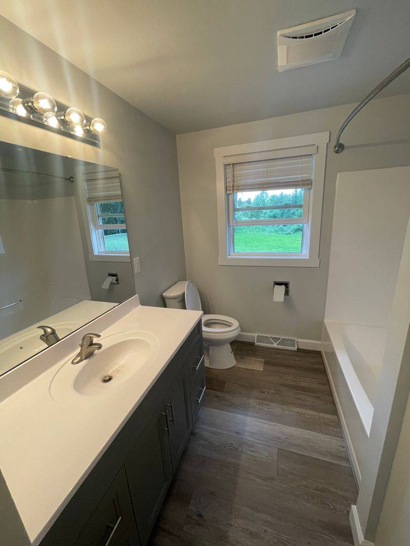 149 Viewpoint Rd, Green Bay, WI 54303 - House for Rent - Image 5