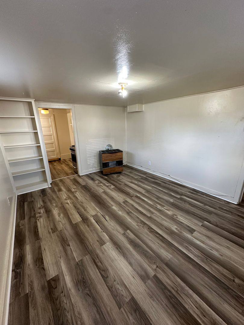 1920 E 22nd St, Cheyenne, WY 82001 - Apartment for Rent - Image 3