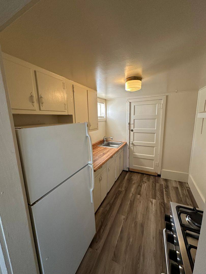 1920 E 22nd St, Cheyenne, WY 82001 - Apartment for Rent - Image 4