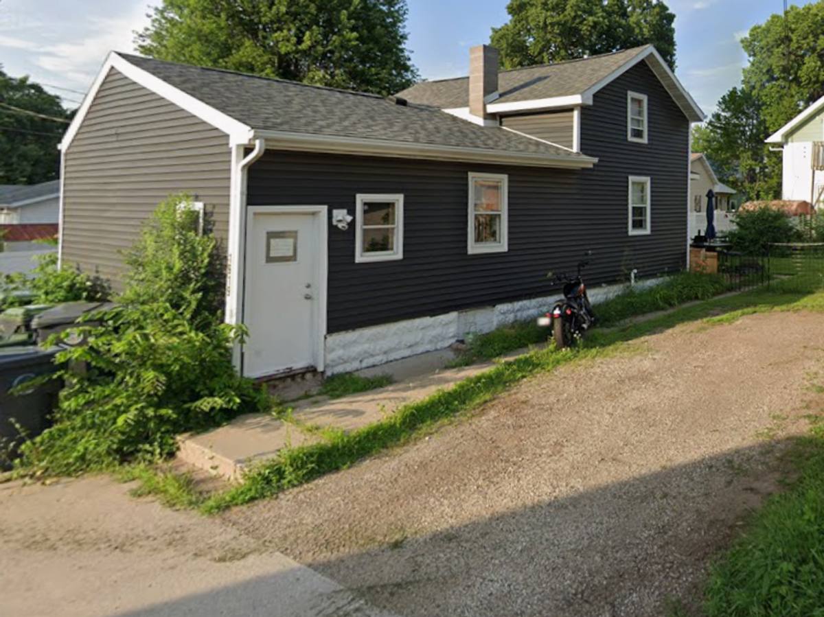 1919 Kane St, La Crosse, WI 54603 - House for Rent