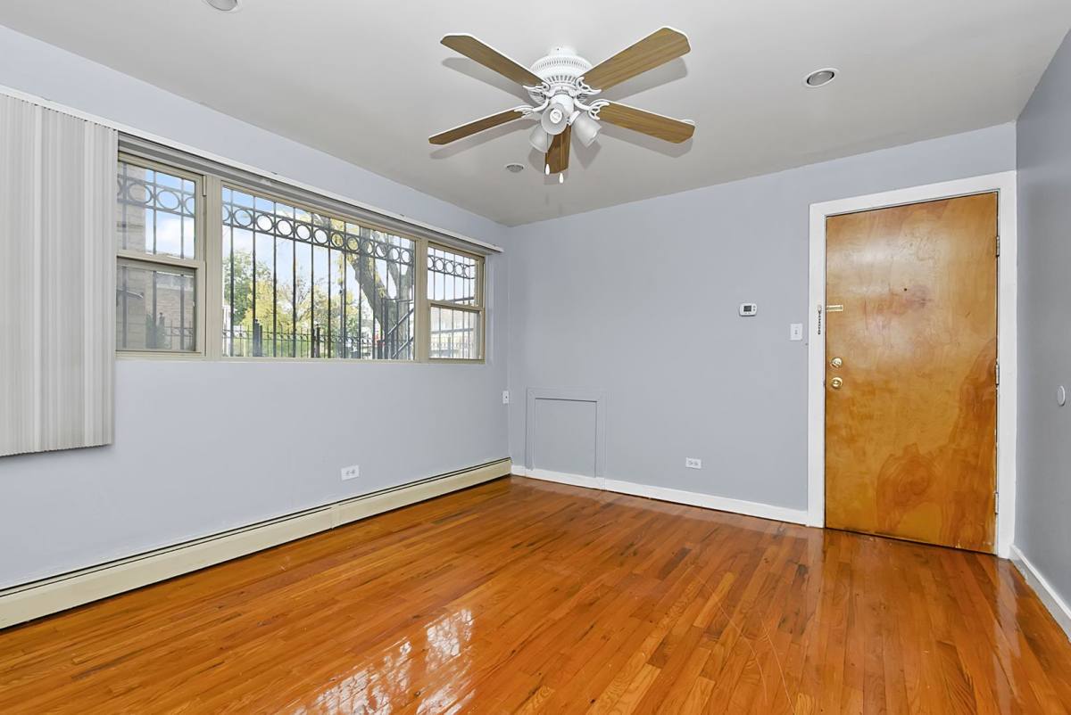 3757-59 W 59th St, Chicago, IL 60629 - Apartment for Rent