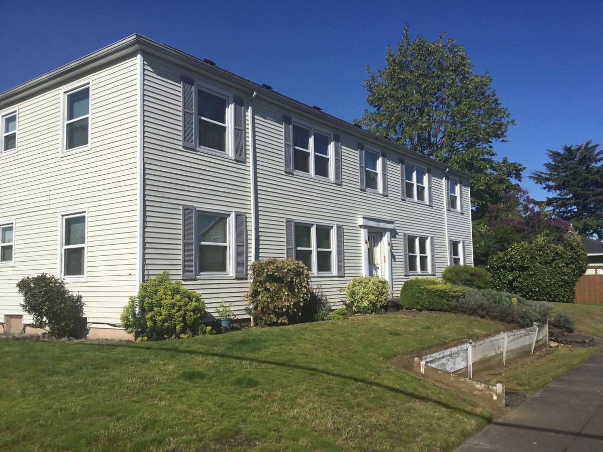 Apartment for rent at 2707 NE Prescott St, Portland, OR 97211