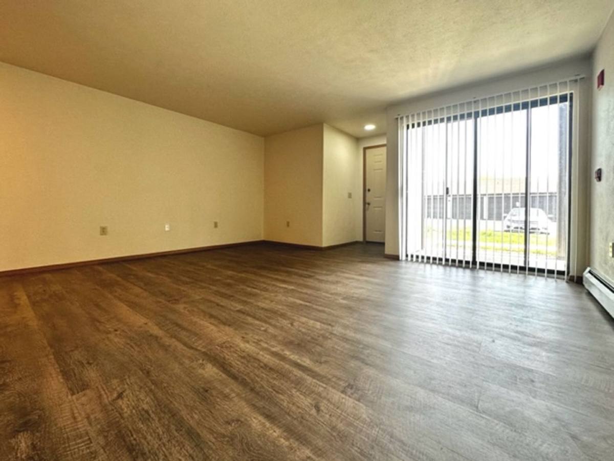 Apartment for rent at 1795 Eldorado Dr, Green Bay, WI 54302
