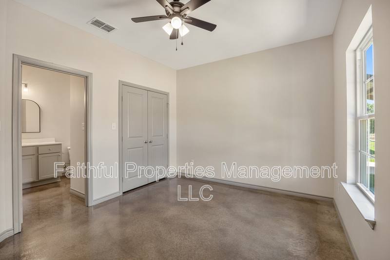 21579 County Rd 2138, Troup, TX 75789 - Apartment for Rent - Image 6
