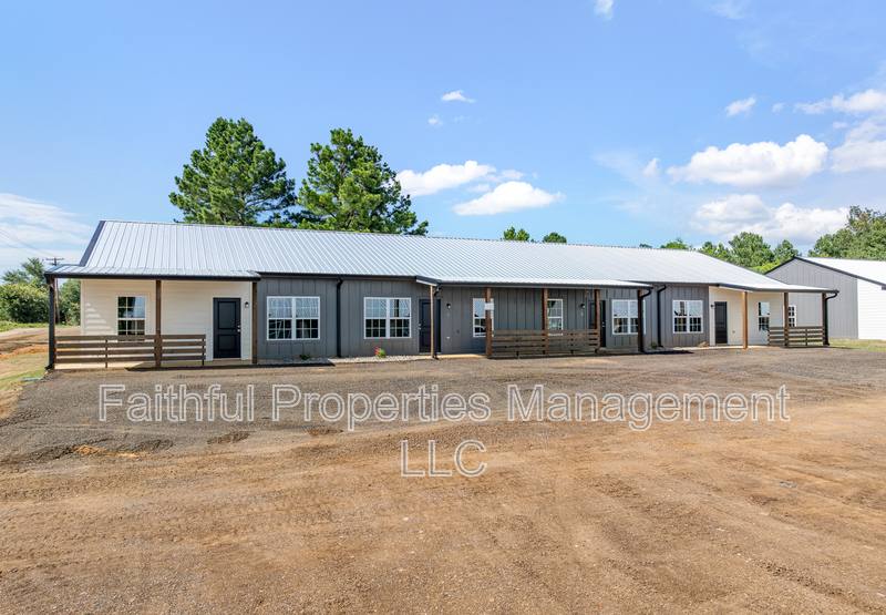 21579 County Rd 2138, Troup, TX 75789 - Apartment for Rent - Image 1