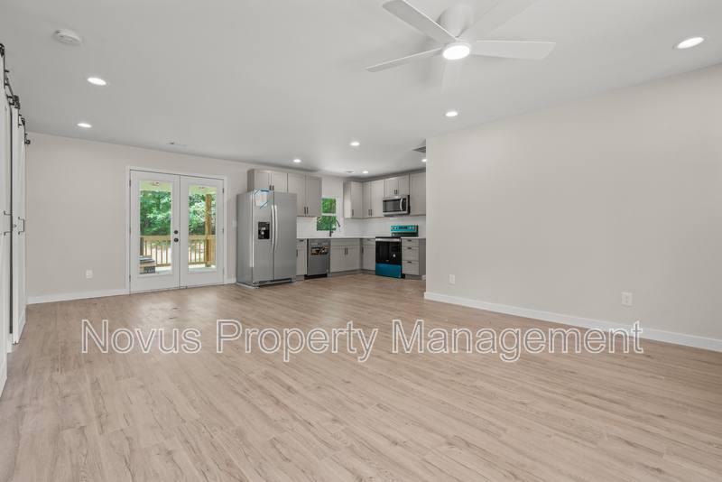 320 Adamson Ave, Carrollton, GA 30117 - House for Rent - Image 10