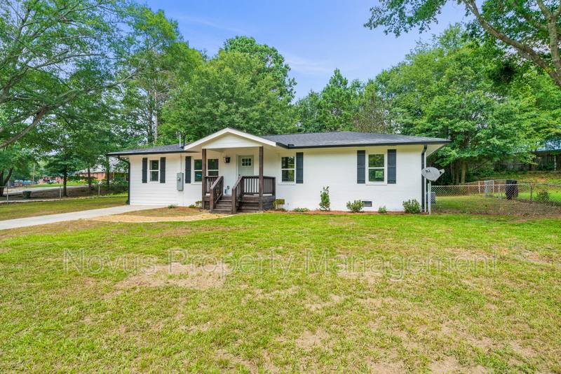 320 Adamson Ave, Carrollton, GA 30117 - House for Rent - Image 3
