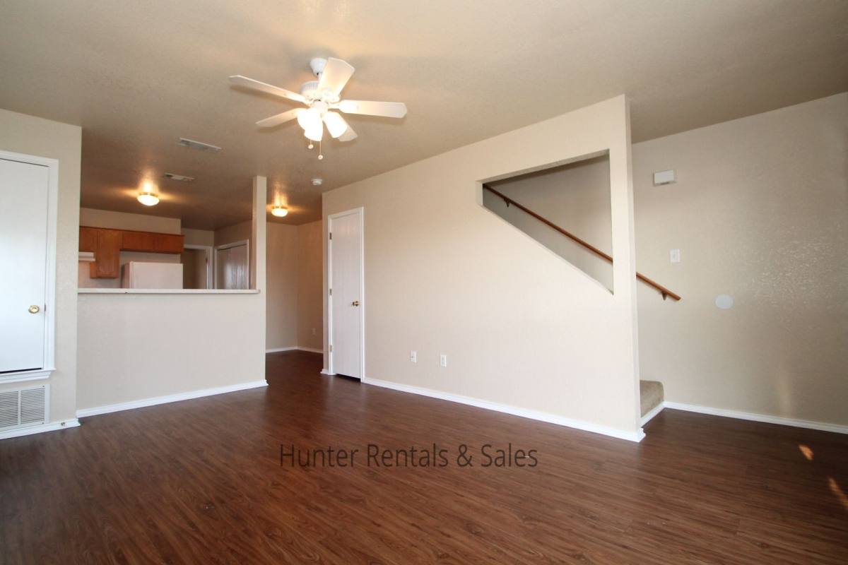 3904-A Gus Dr, Killeen, TX 76549 - Townhouse for Rent