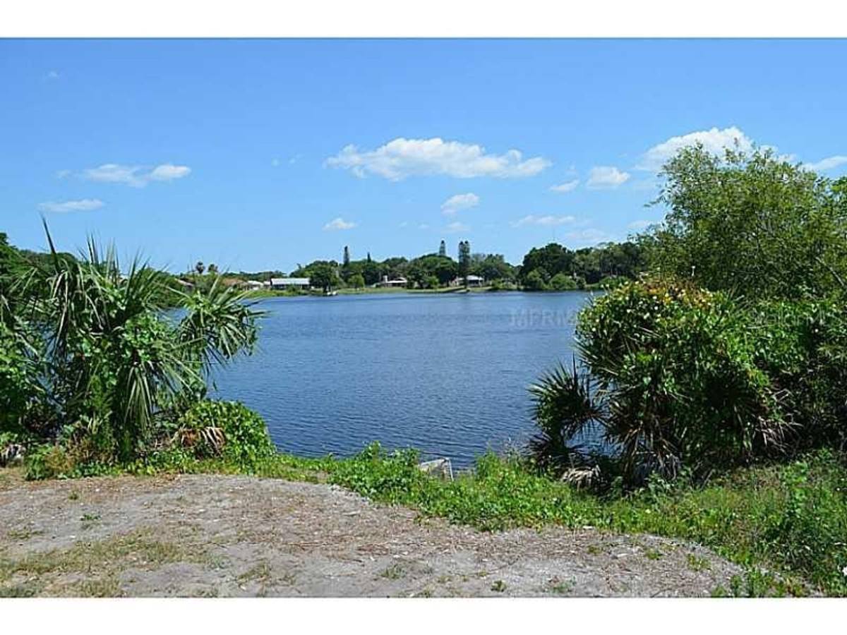 3261 51st Ave W, Bradenton, FL 34207 - Apartment for Rent - Image 3