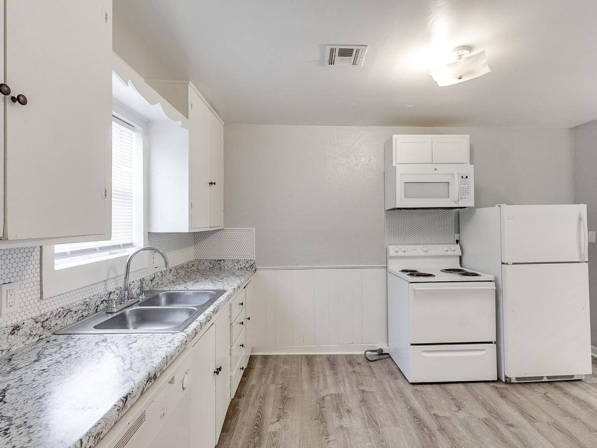 1947 N Louisa Ave, Shawnee, OK 74804 - House for Rent - Image 8